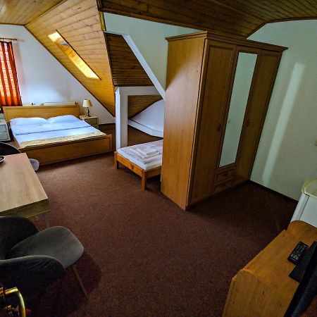 Pension Casa Samurai Brasov Luaran gambar
