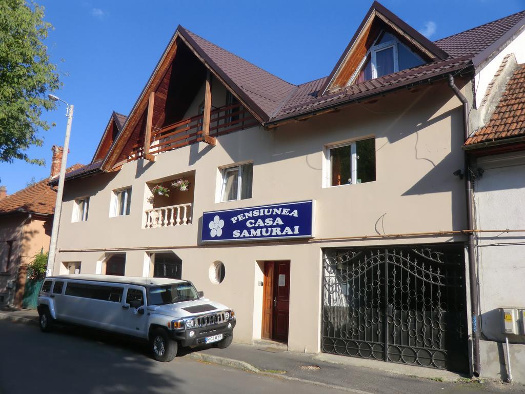 Pension Casa Samurai Brasov Luaran gambar