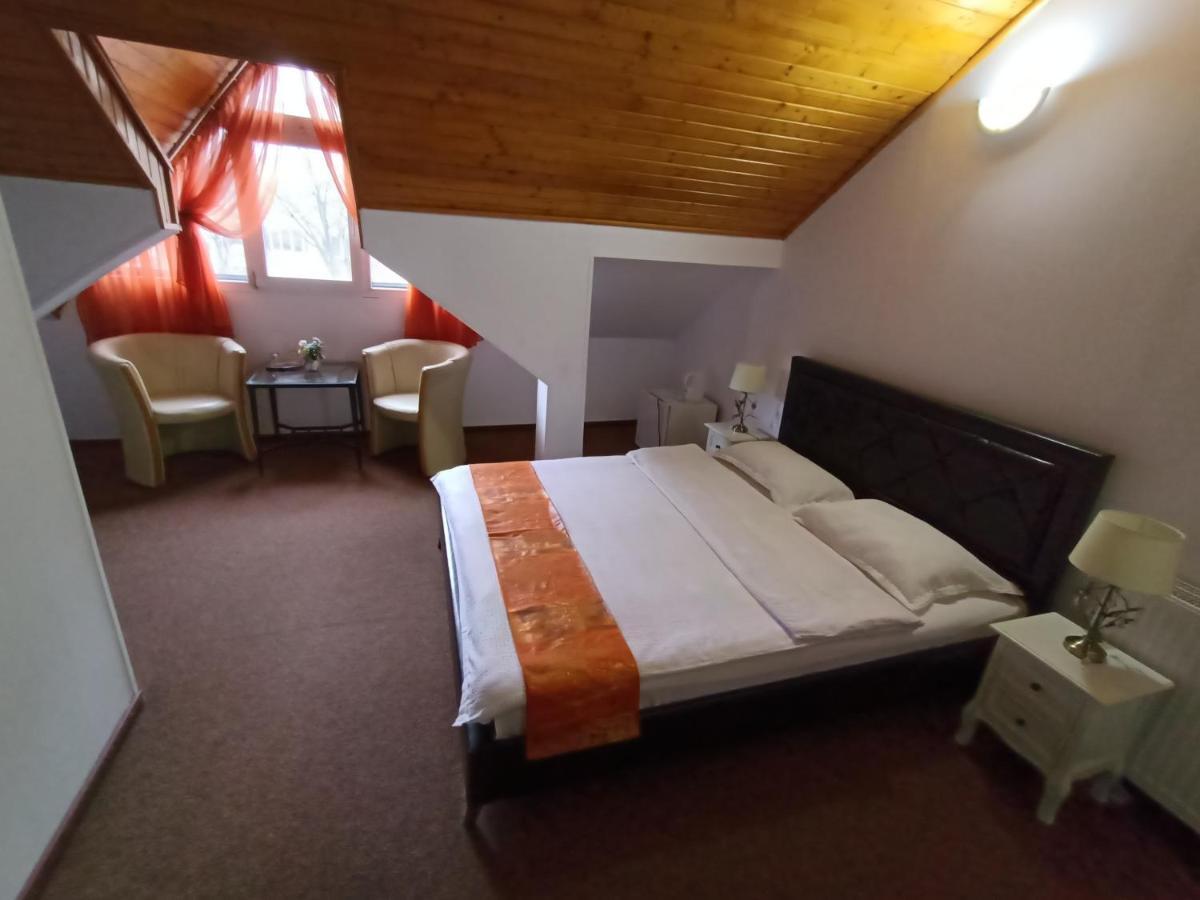 Pension Casa Samurai Brasov Luaran gambar