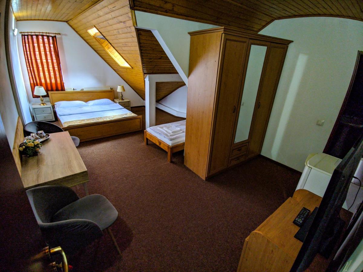 Pension Casa Samurai Brasov Luaran gambar