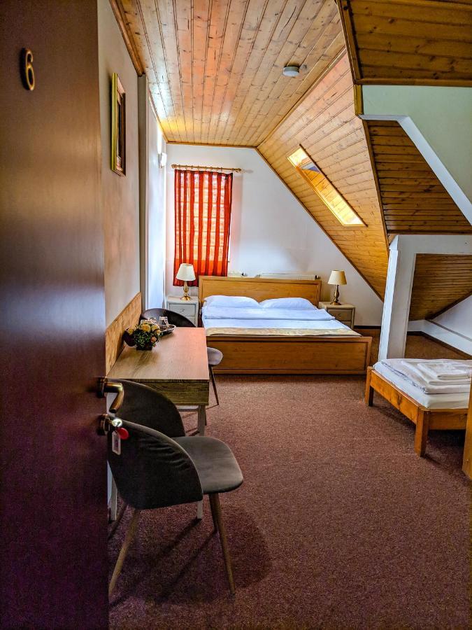Pension Casa Samurai Brasov Luaran gambar