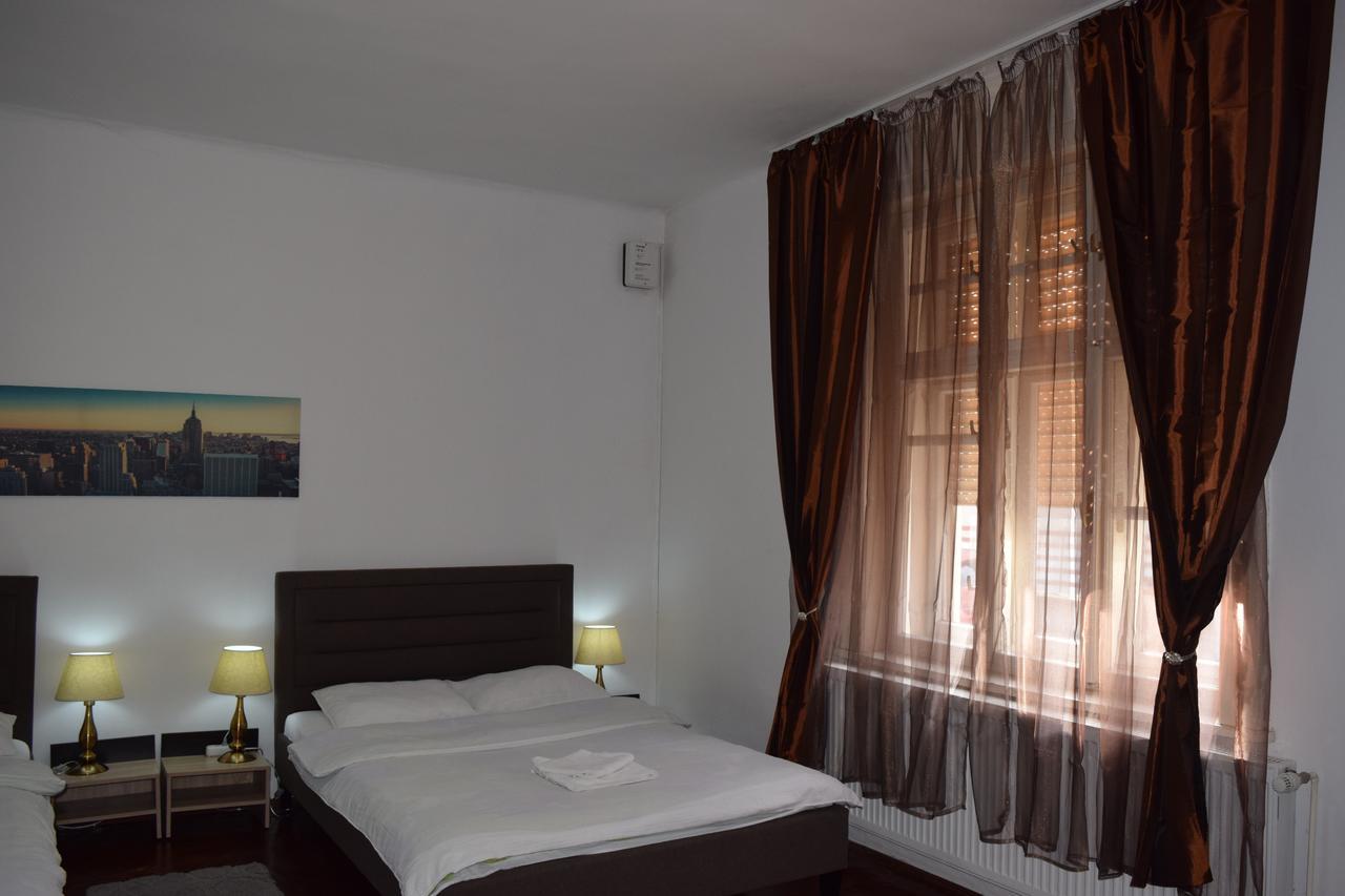 Pension Casa Samurai Brasov Luaran gambar